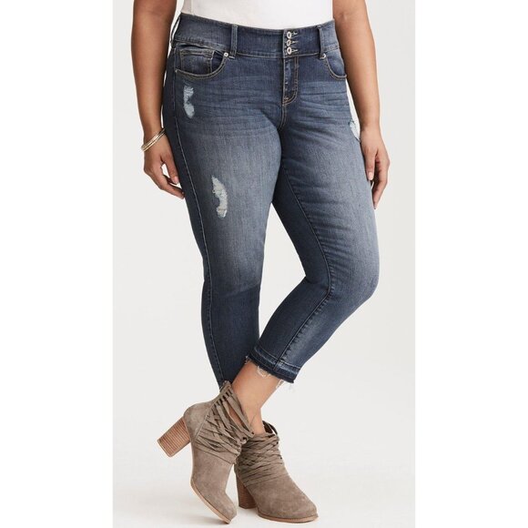 Torrid Premium Stretch Cropped Jeggings - Dark Wash with Destruction and Frayed - Picture 3 of 4